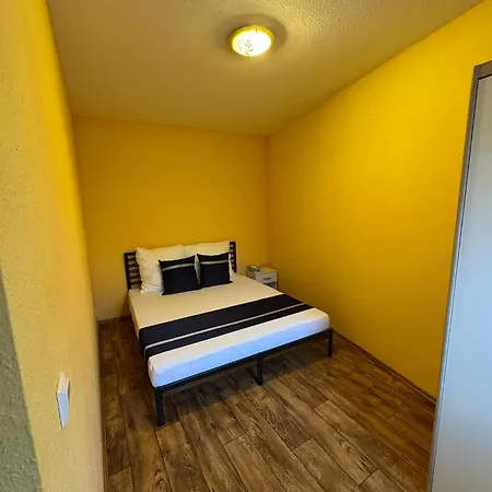 Kleine & Feine 2-personen Апартаменты Гарделеген